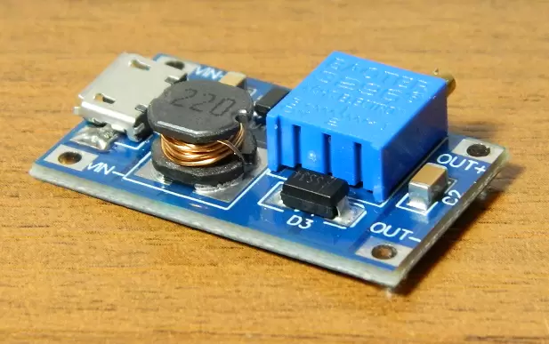 Повышающий преобразователь напряжения DC-DC. Обзор подключение и настройка. Читать статью на сайте Arduino Uno Workshop.