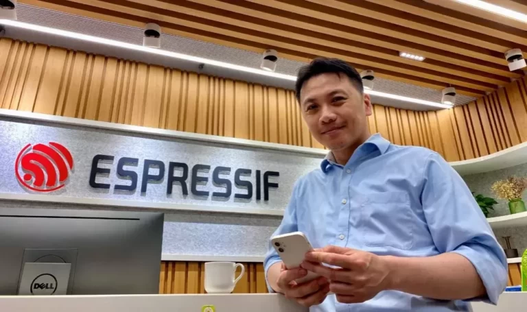 История ESPESSIF SYSTEMS - как появились еспшки - Основатель Espressif Systems - Тео Суи Энн